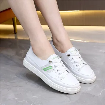 Biele topánky žena 2022 nových študentov jar joker rekreačné kožené topánky topánky pedál hot štýl s plochou sandále